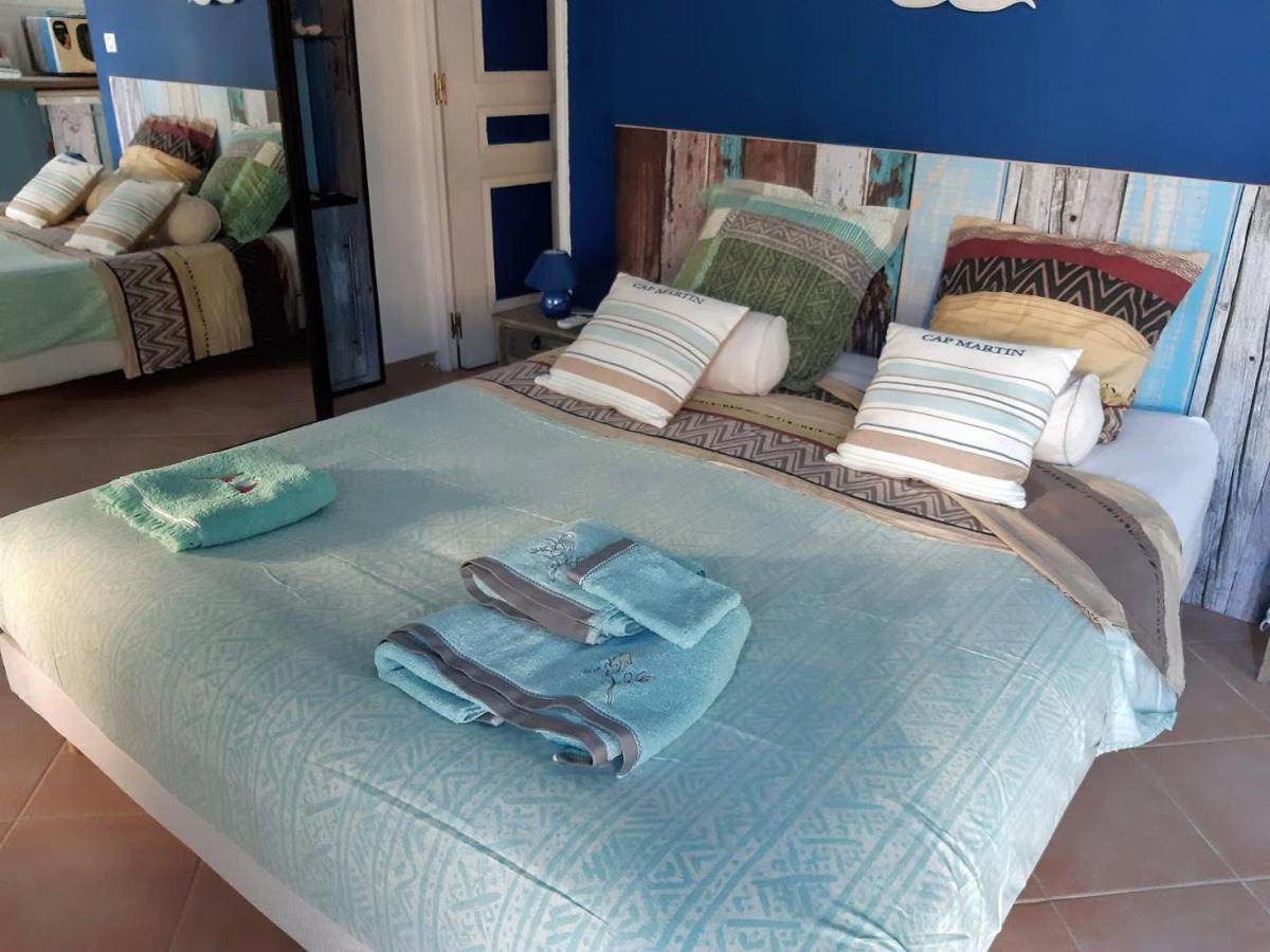 Dans Un Jardin Bb Et Jacuzzi Bed & Breakfast Mandelieu Dış mekan fotoğraf