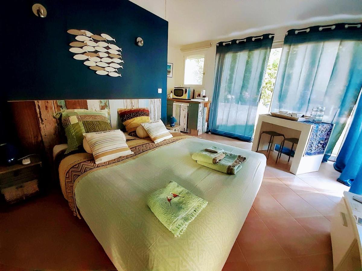 Dans Un Jardin Bb Et Jacuzzi Bed & Breakfast Mandelieu Dış mekan fotoğraf
